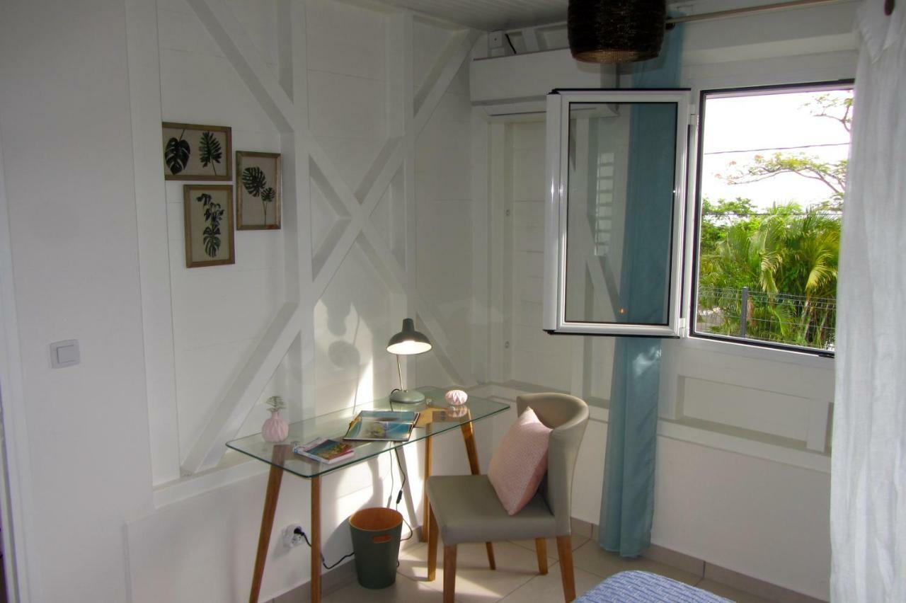 Or Bleu-Bungalow Volcan Soufriere-Vue Sur Mer Saint-Claude Εξωτερικό φωτογραφία